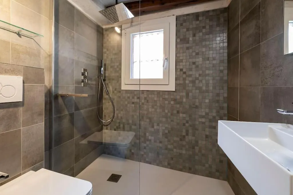 Ca Dei Zoti3 With Luggage Room Venice Italy