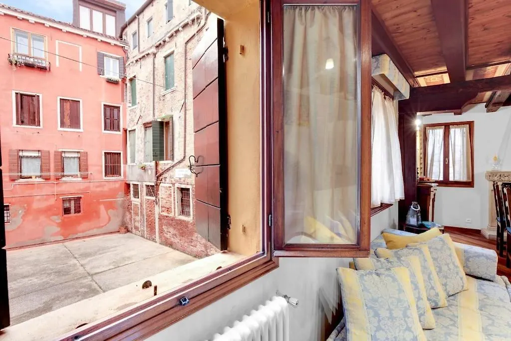Apartment Ca Dei Zoti3 With Luggage Room Venice