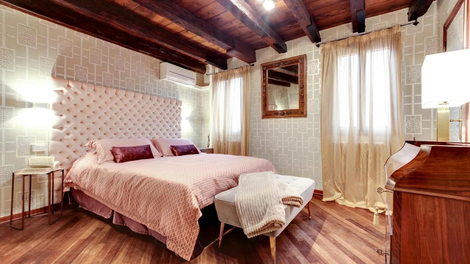 Ca Dei Zoti3 With Luggage Room Venice